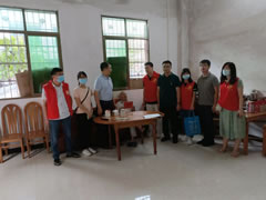 心系老黨員、關(guān)懷送溫暖